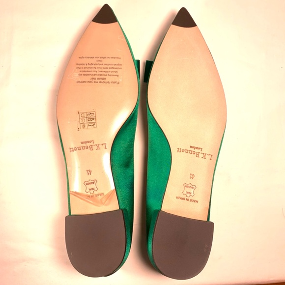 LK Bennett Pointed-Toe Flats in Emerald Green Satin with Bow Detail size 41/10.5 - Picture 9 of 12